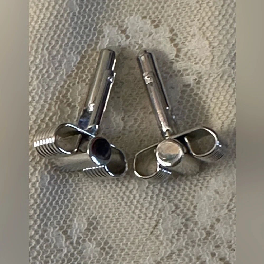 N/A cuff links